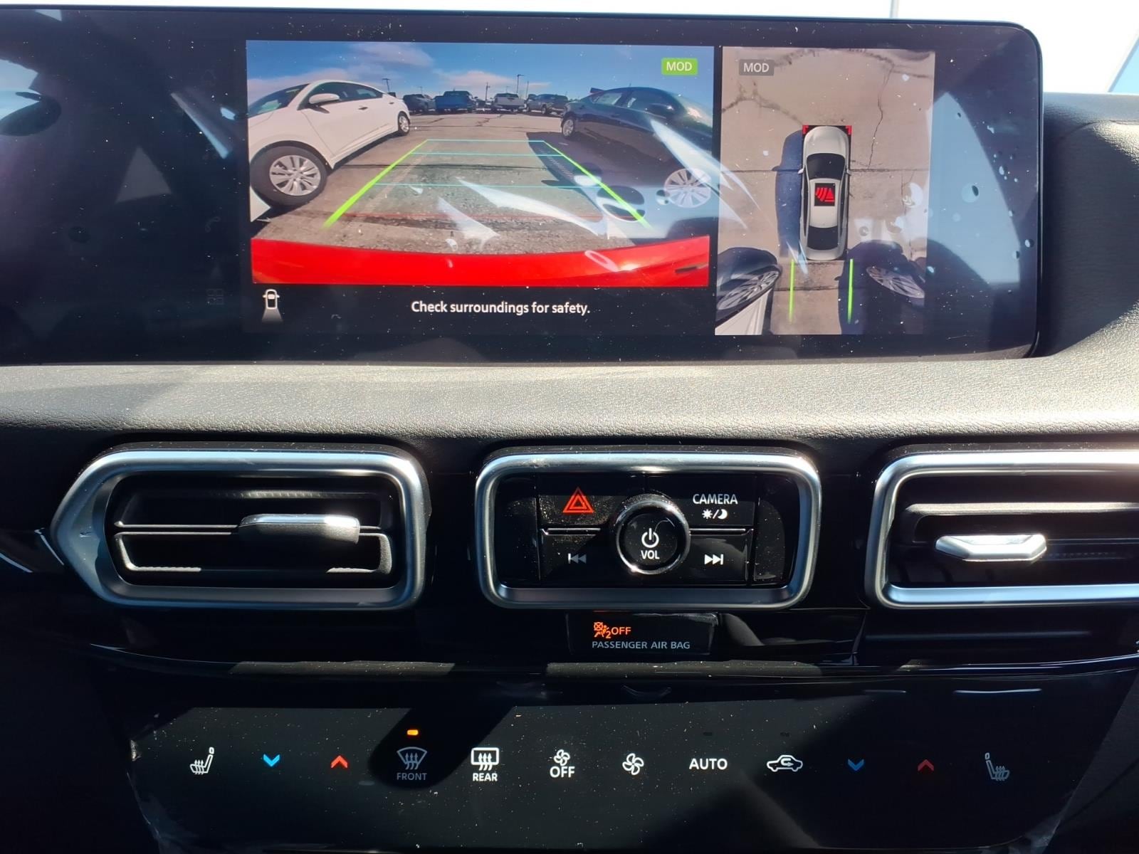 2026 Nissan Sentra SR - Photo 9