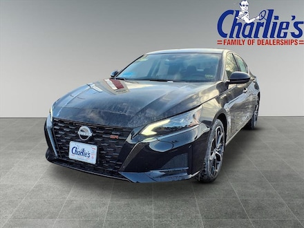 2025 Nissan Altima SR Sedan