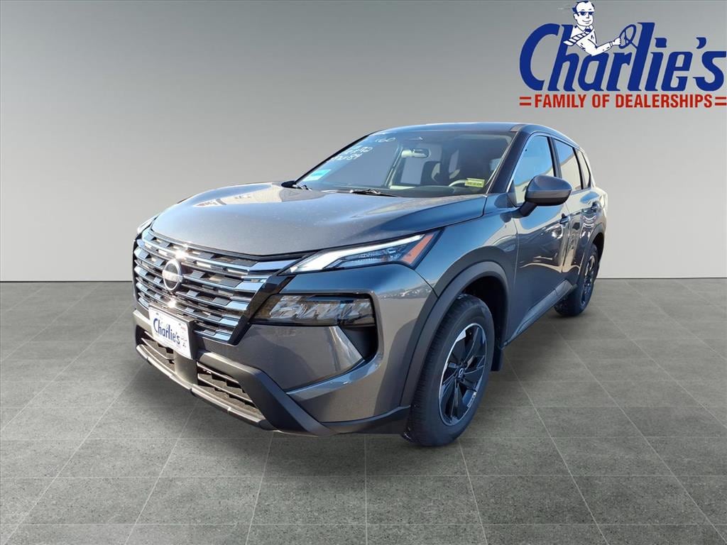 2026 Nissan Rogue SV's photo