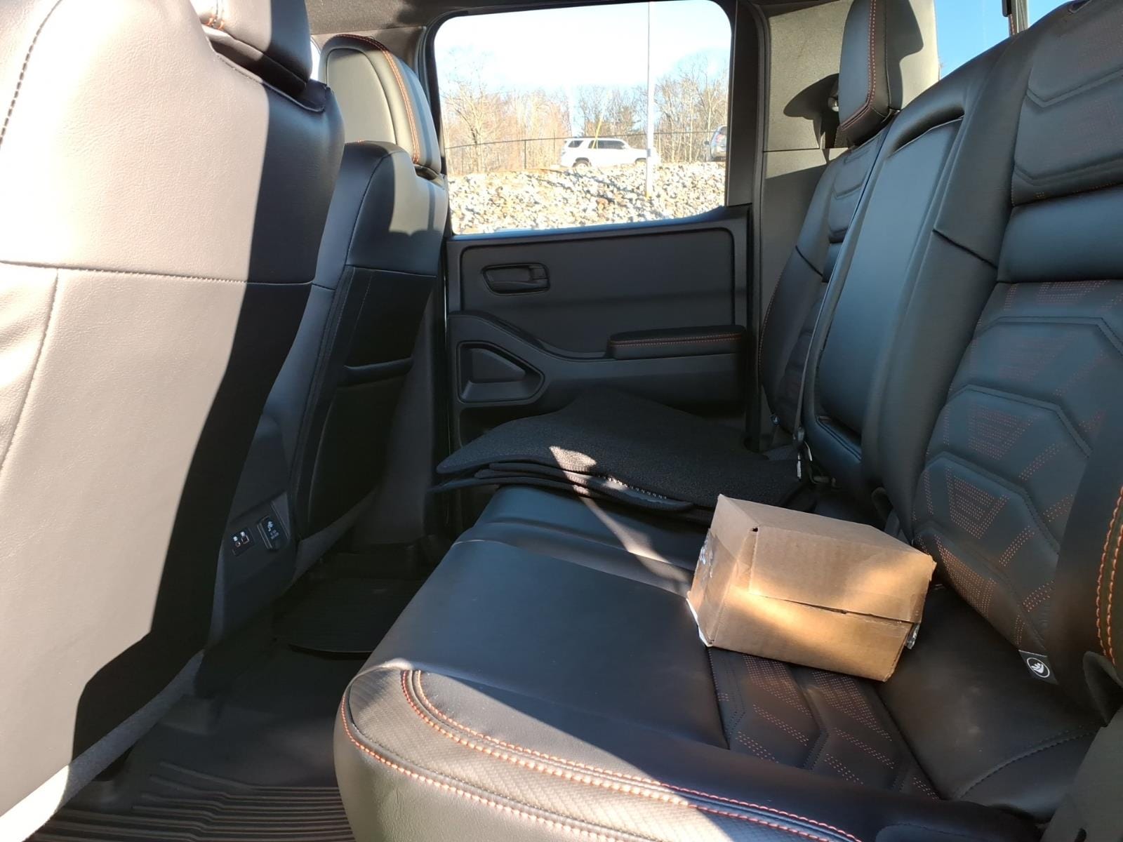 2026 Nissan Frontier PRO-4X - Photo 7