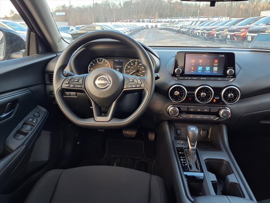 2025 Nissan Sentra S - Photo 8