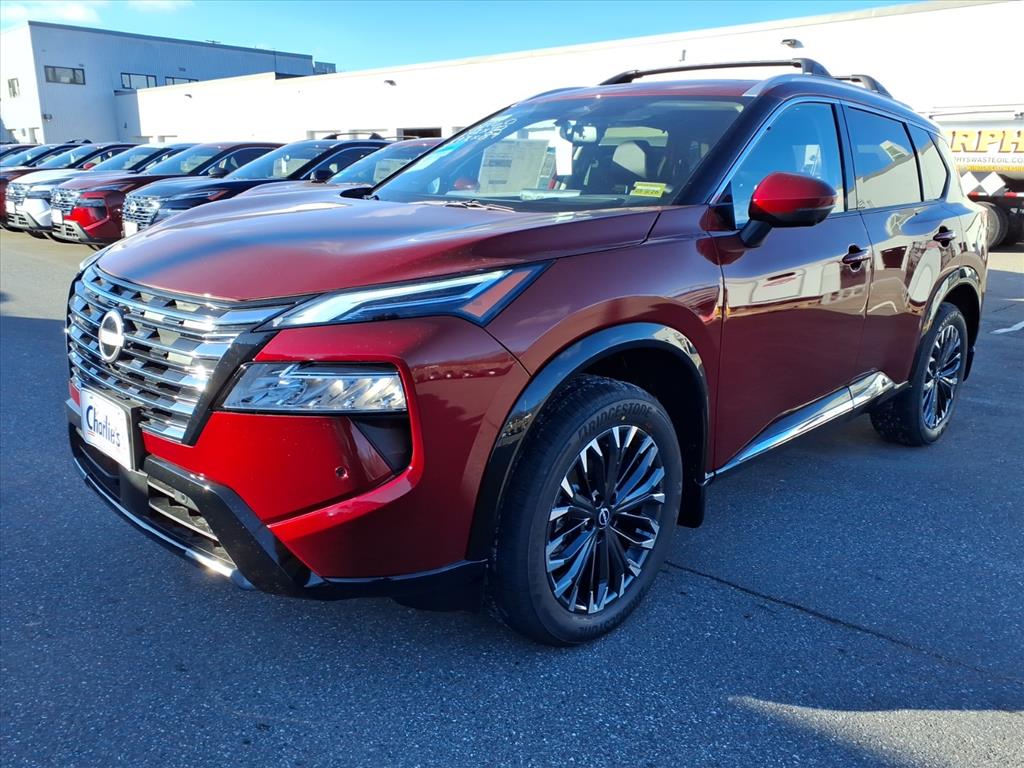 2026 Nissan Rogue Platinum's photo