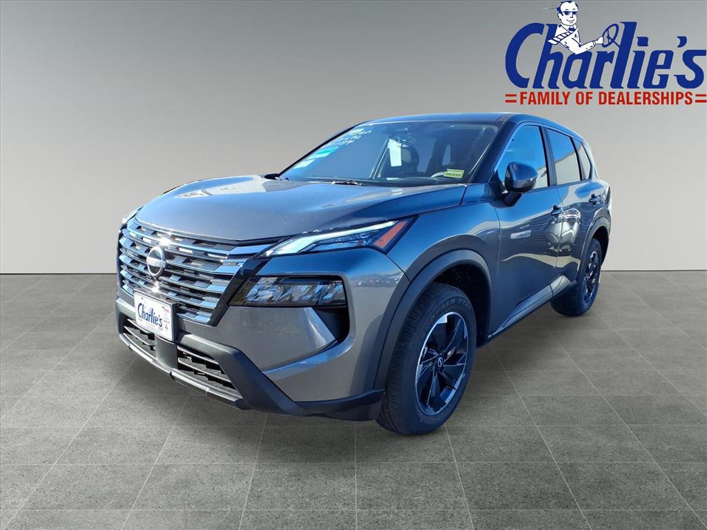 2026 Nissan Rogue SV's photo