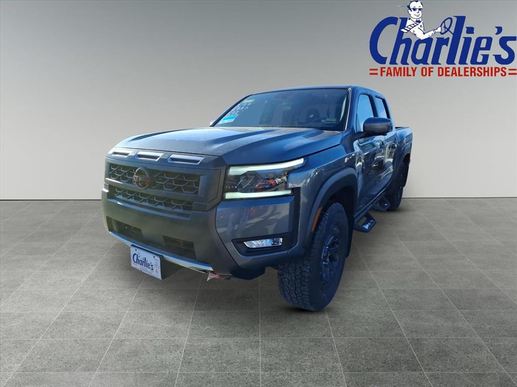 2026 Nissan Frontier PRO-4X's photo