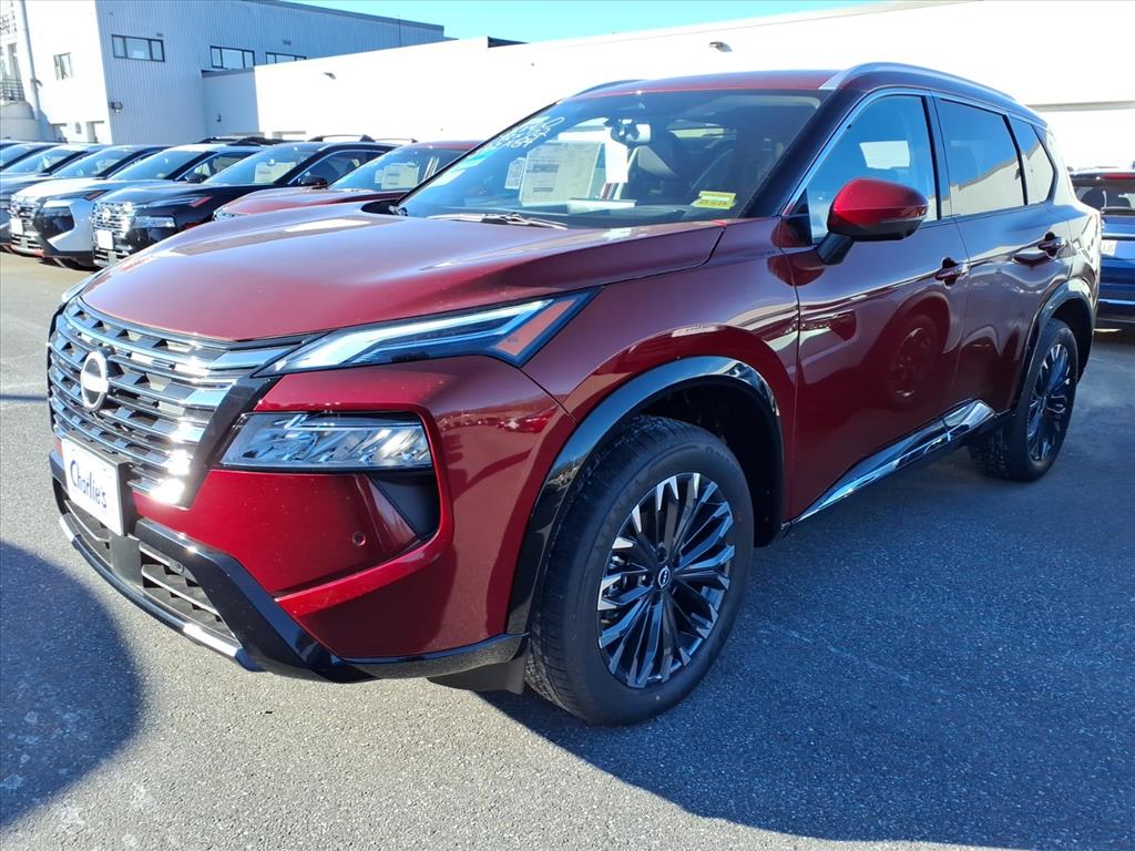 2026 Nissan Rogue Platinum's photo