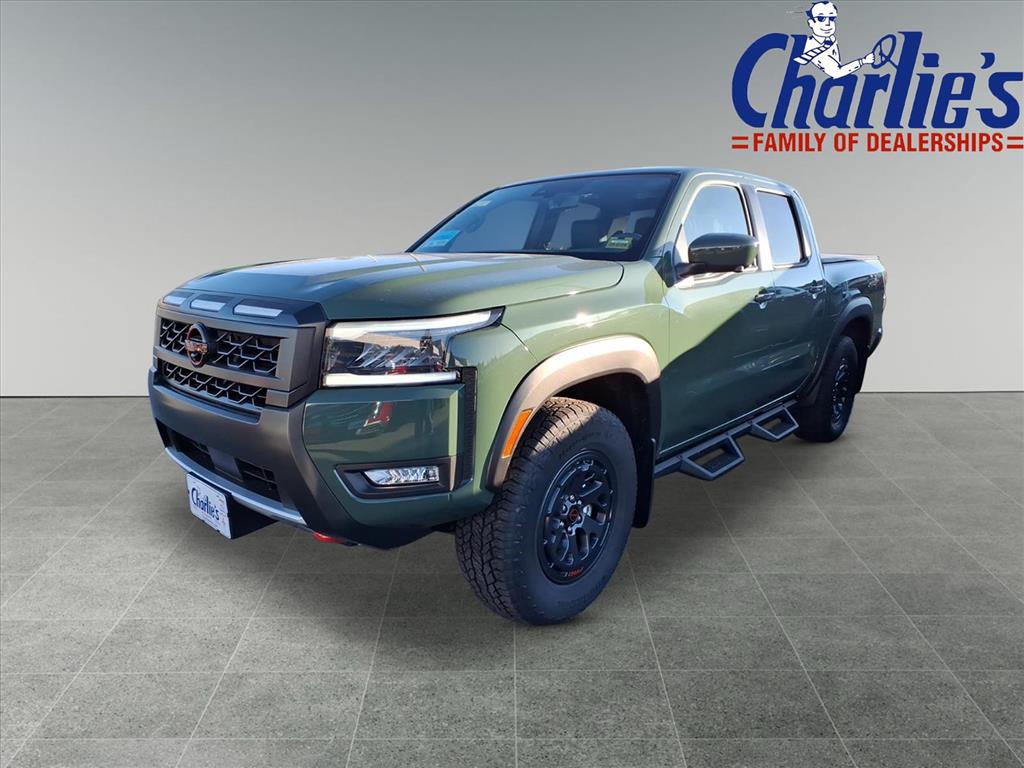2026 Nissan Frontier PRO-4X's photo