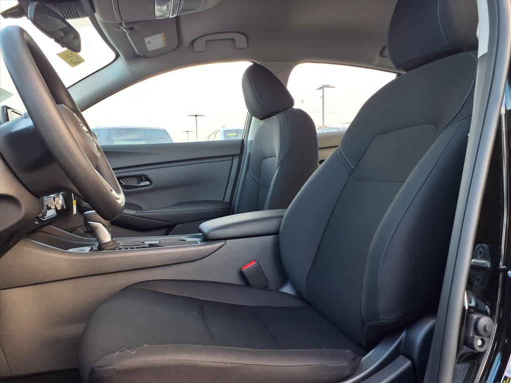2025 Nissan Sentra S - Photo 6