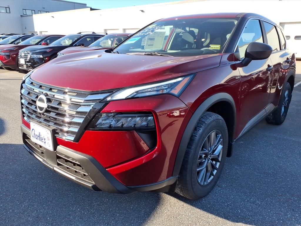 2026 Nissan Rogue S's photo