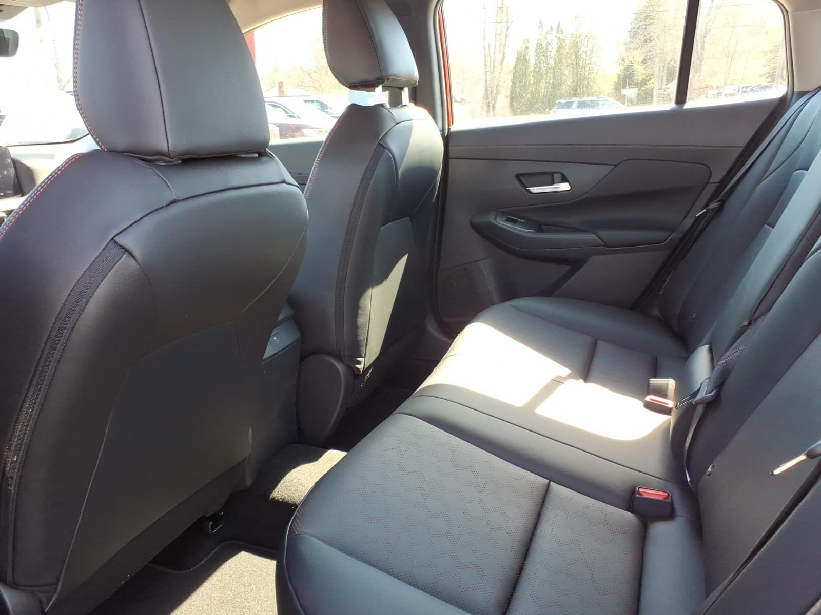 2026 Nissan Sentra SR - Photo 7