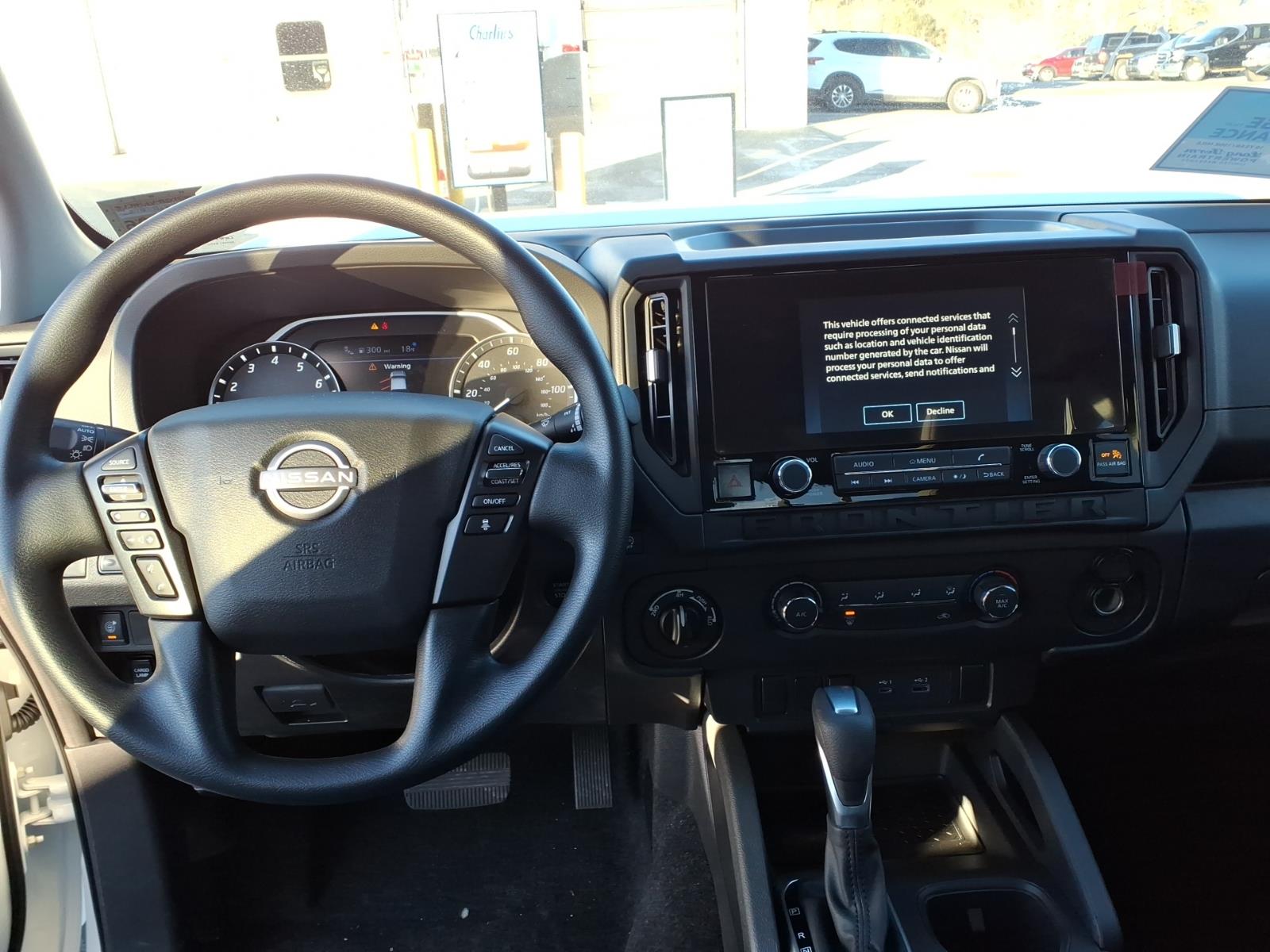 2026 Nissan Frontier S - Photo 8