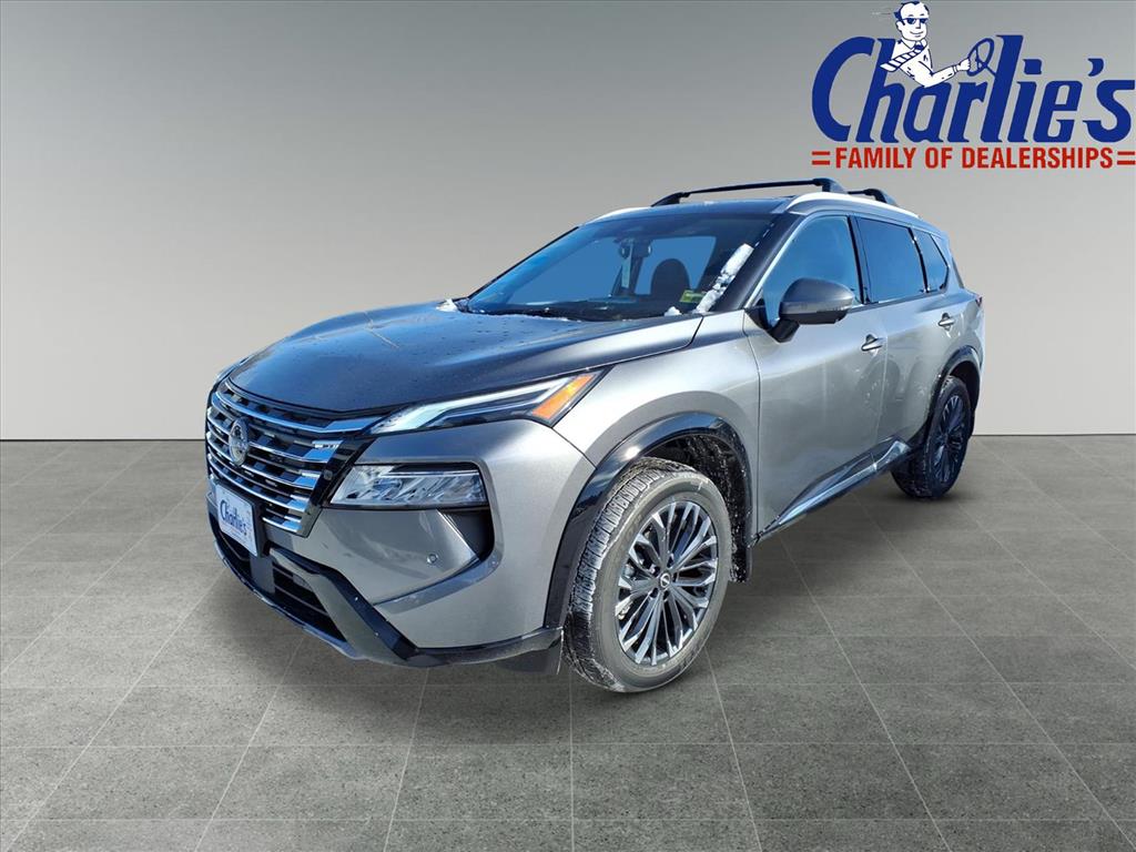 2026 Nissan Rogue Platinum's photo