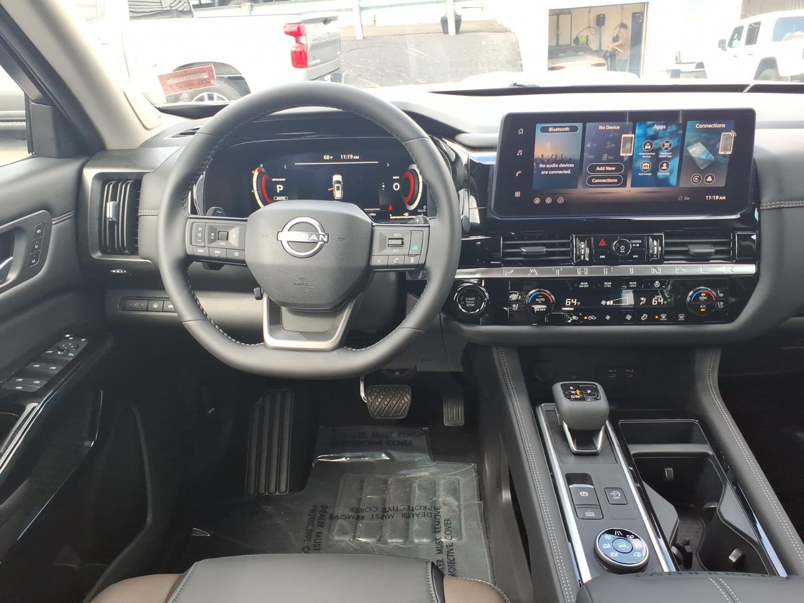 2026 Nissan Pathfinder Platinum - Photo 8