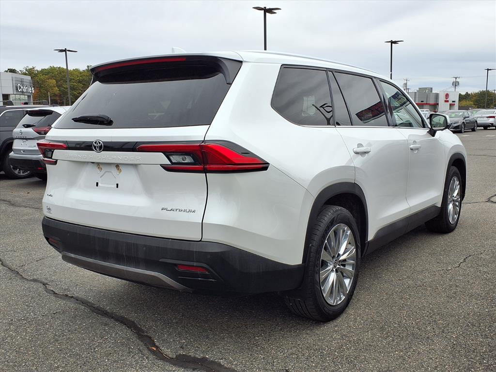 2024 Toyota Grand Highlander Hybrid MAX photo 4