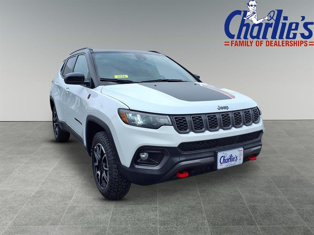 Used 2024 Jeep Compass Trailhawk SUV