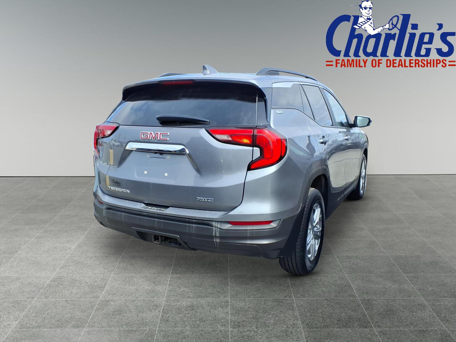 View vehicle photo 4