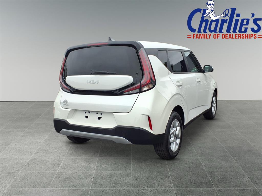 2024 Kia Soul LX S photo 4