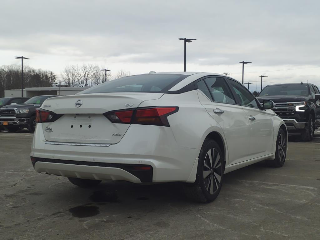 2022 Nissan Altima 2.5 SV photo 4