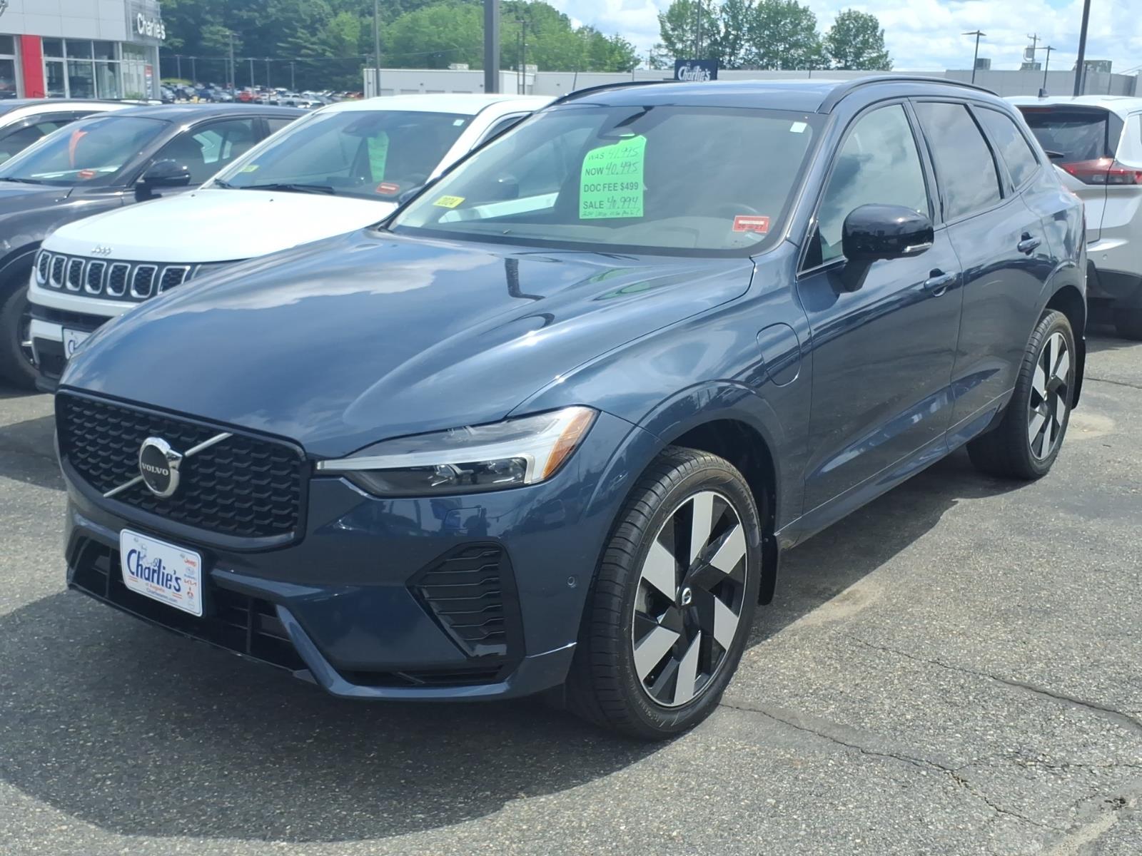 2024 Volvo XC60 plug-in hybrid T8 Plus Dark SUV