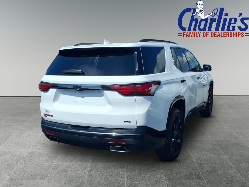 Used 2024 Chevrolet Traverse Limited Premier SUV