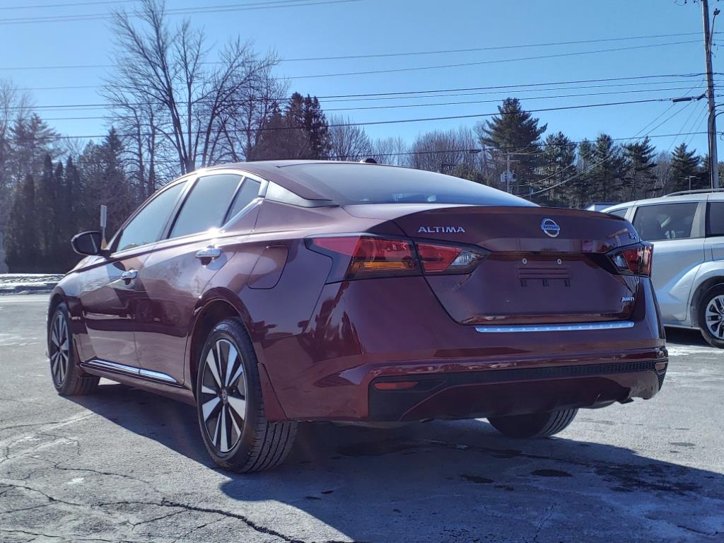 2022 Nissan Altima 2.5 SV photo 3
