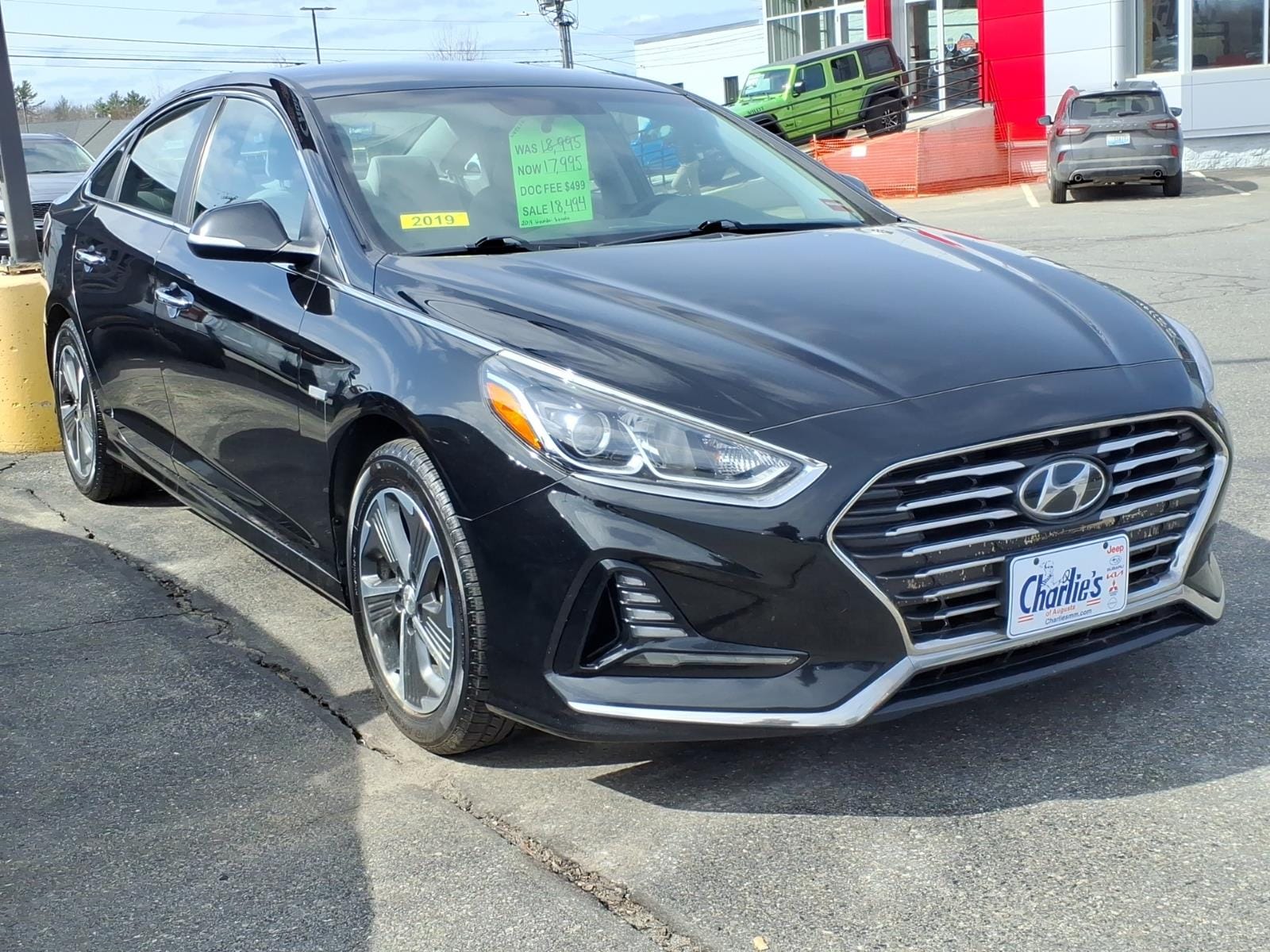 View vehicle photo 3