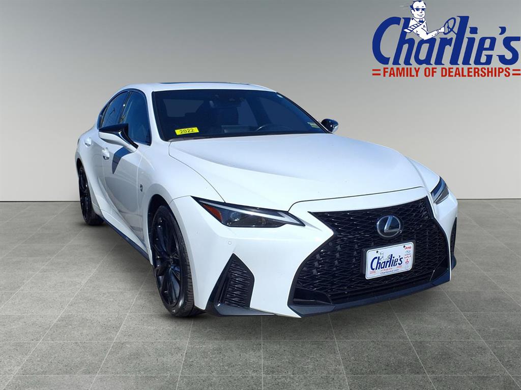 2022 Lexus IS 350 F SPORT photo 3