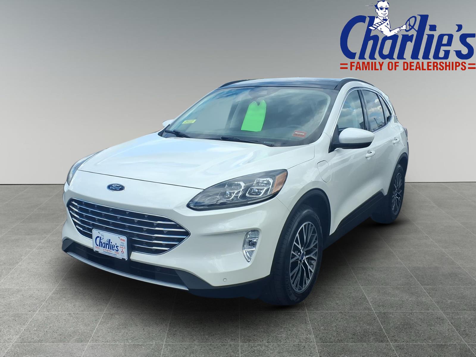 2022 Ford Escape PHEV Titanium SUV