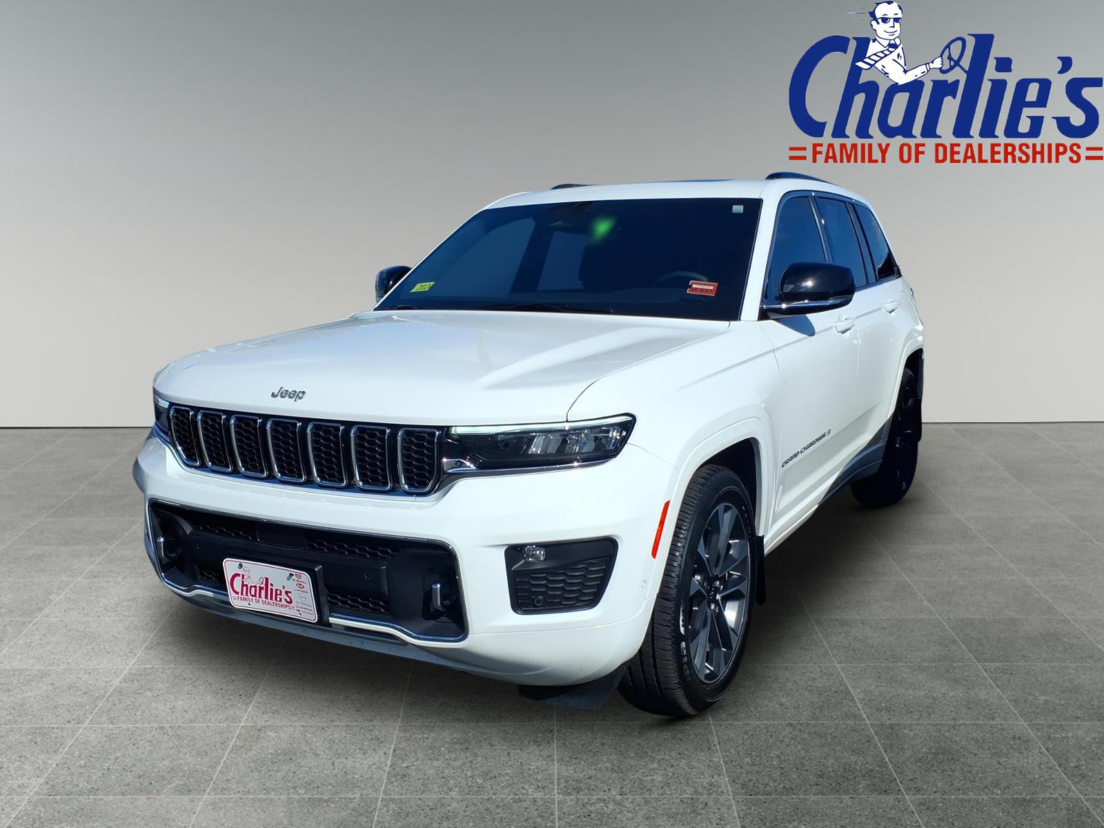 Bright White Clea 2024 Jeep Grand Cherokee SUV / Crossover Four-Wheel Drive