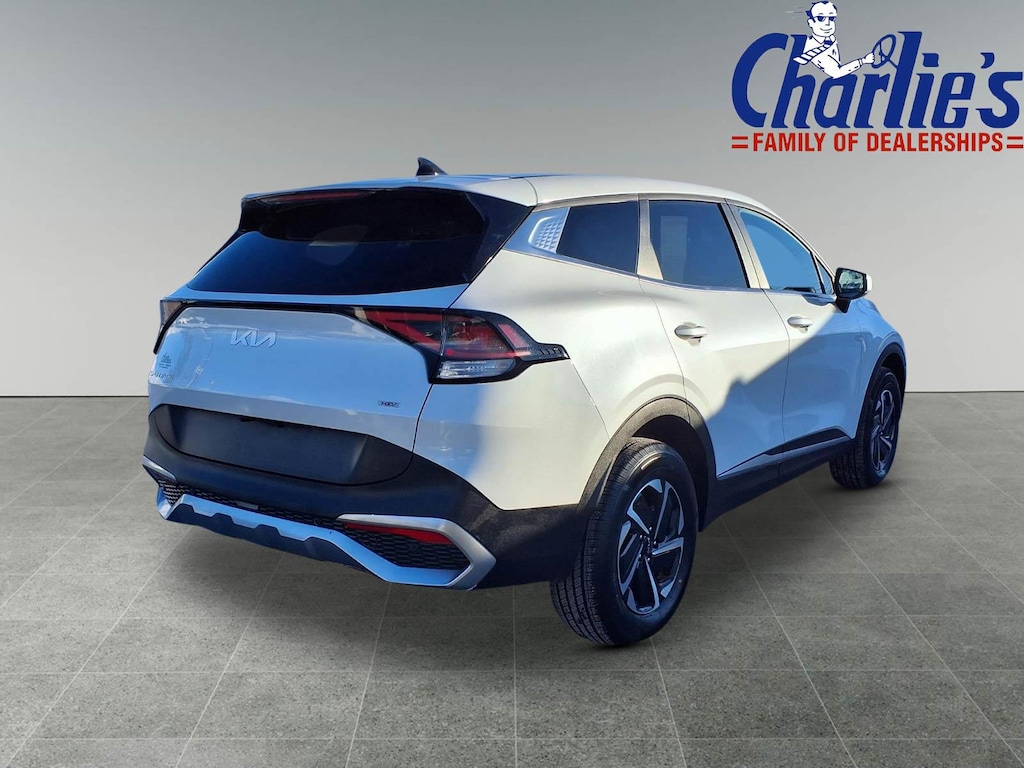 Used 2023 Kia Sportage Hybrid LX SUV