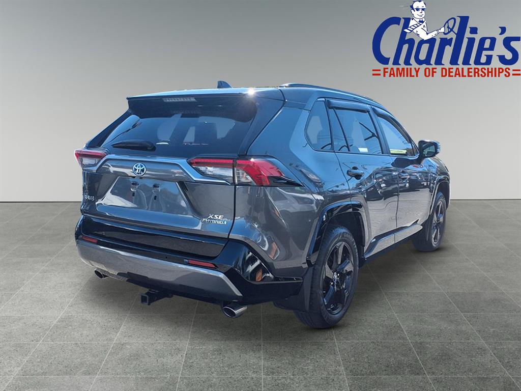 2019 Toyota RAV4 Hybrid XSE photo 4