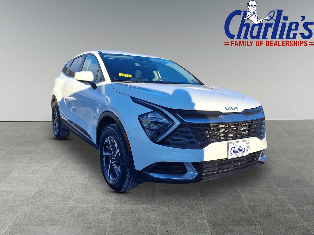 Used 2023 Kia Sportage Hybrid LX SUV