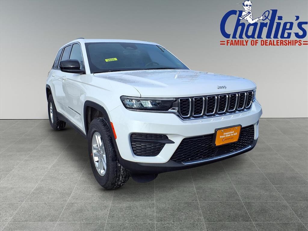 Certified 2025 Jeep Grand Cherokee Laredo SUV