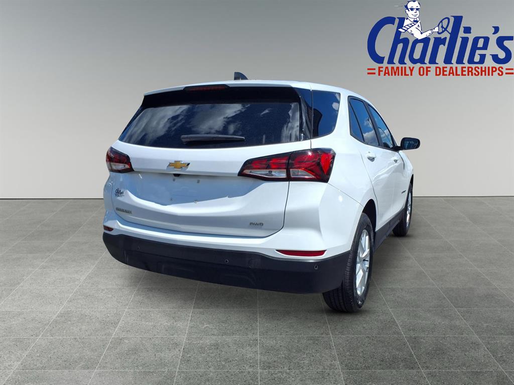 2024 Chevrolet Equinox LS photo 4