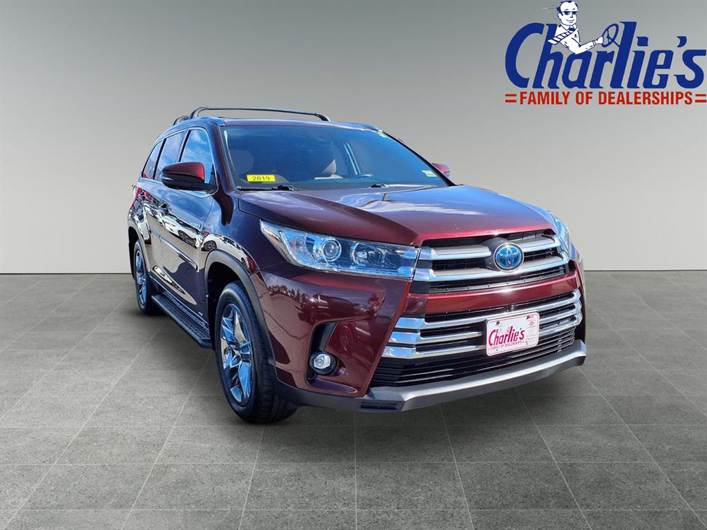 2019 Toyota Highlander Hybrid photo 2