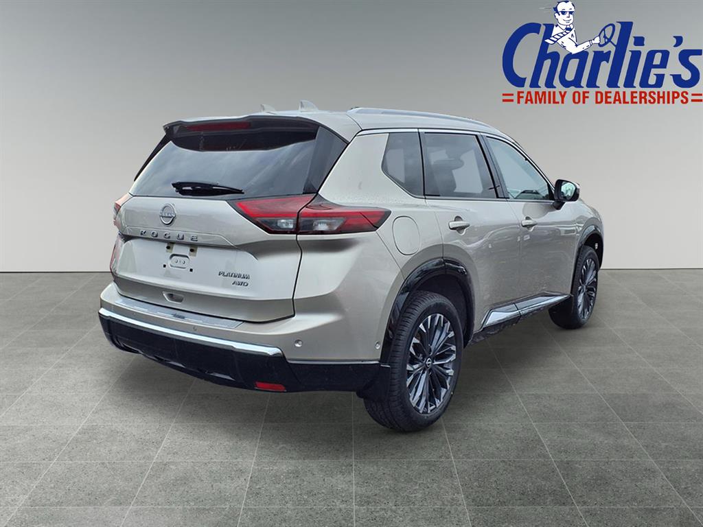 2025 Nissan Rogue Platinum photo 4