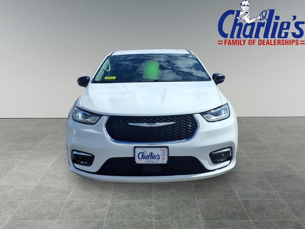 Used 2024 Chrysler Pacifica Touring L Van Passenger Van