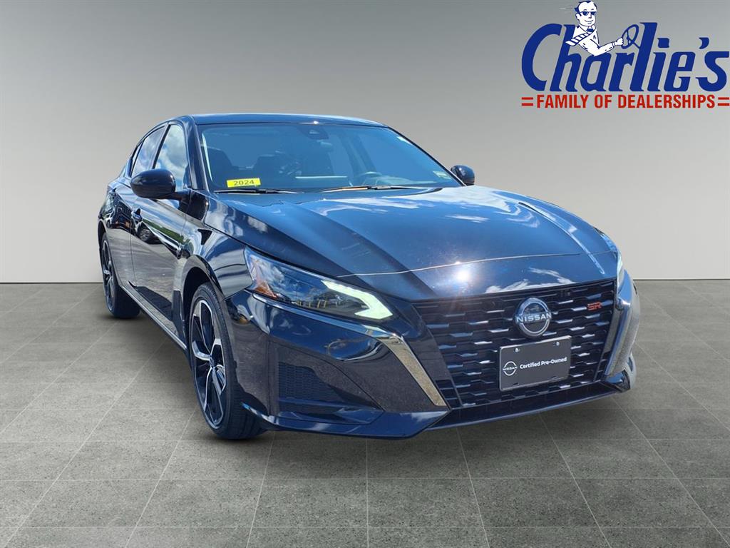 2024 Nissan Altima 2.5 SR photo 3