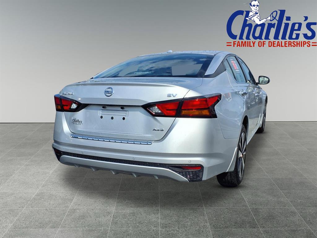 2021 Nissan Altima 2.5 SV photo 4