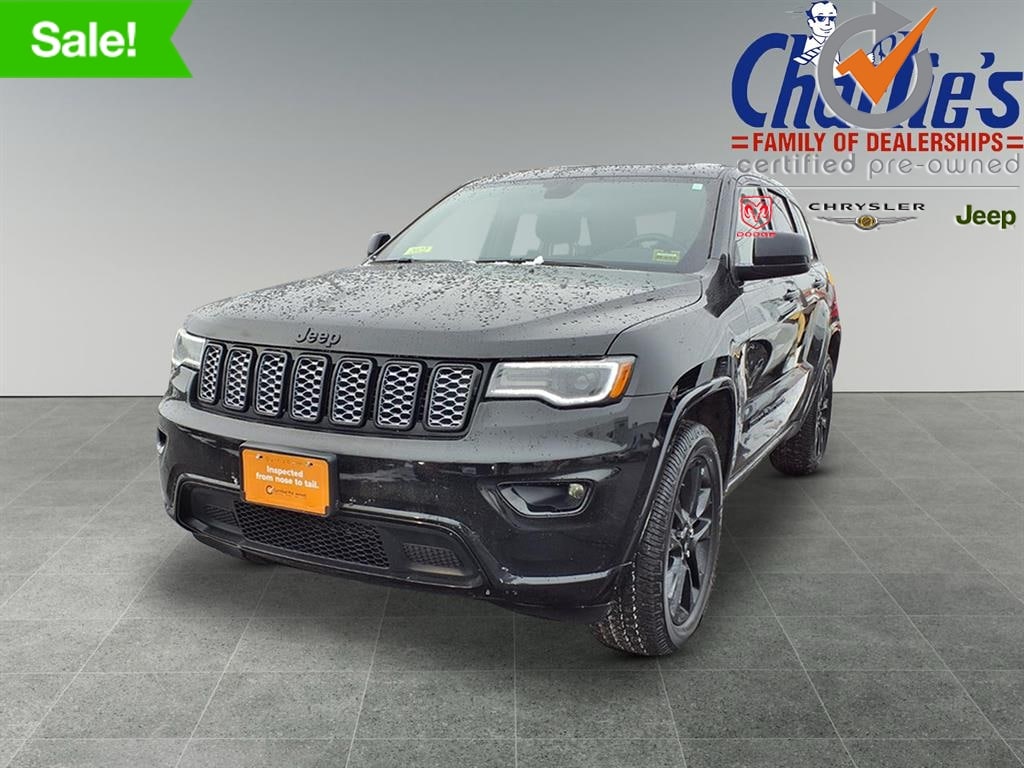 2022 Jeep Grand Cherokee WK Laredo X's photo