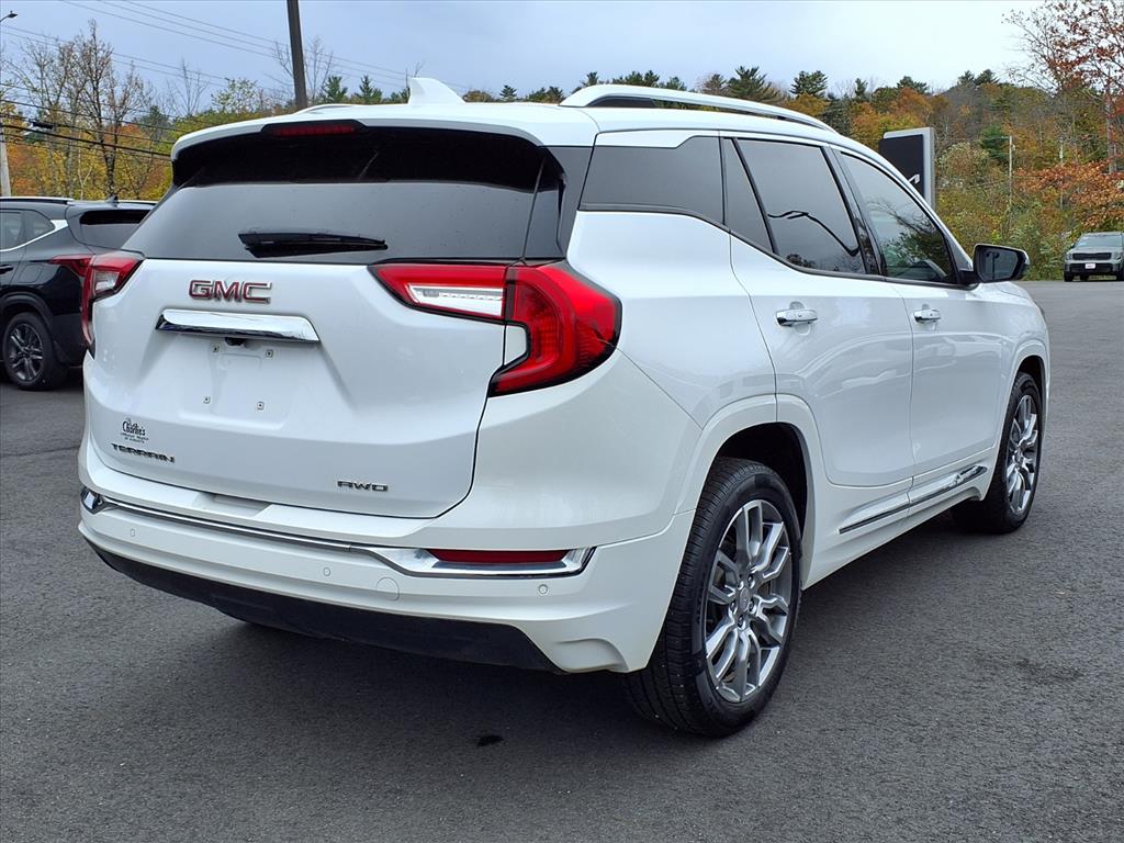 2022 Gmc Terrain Denali photo 4