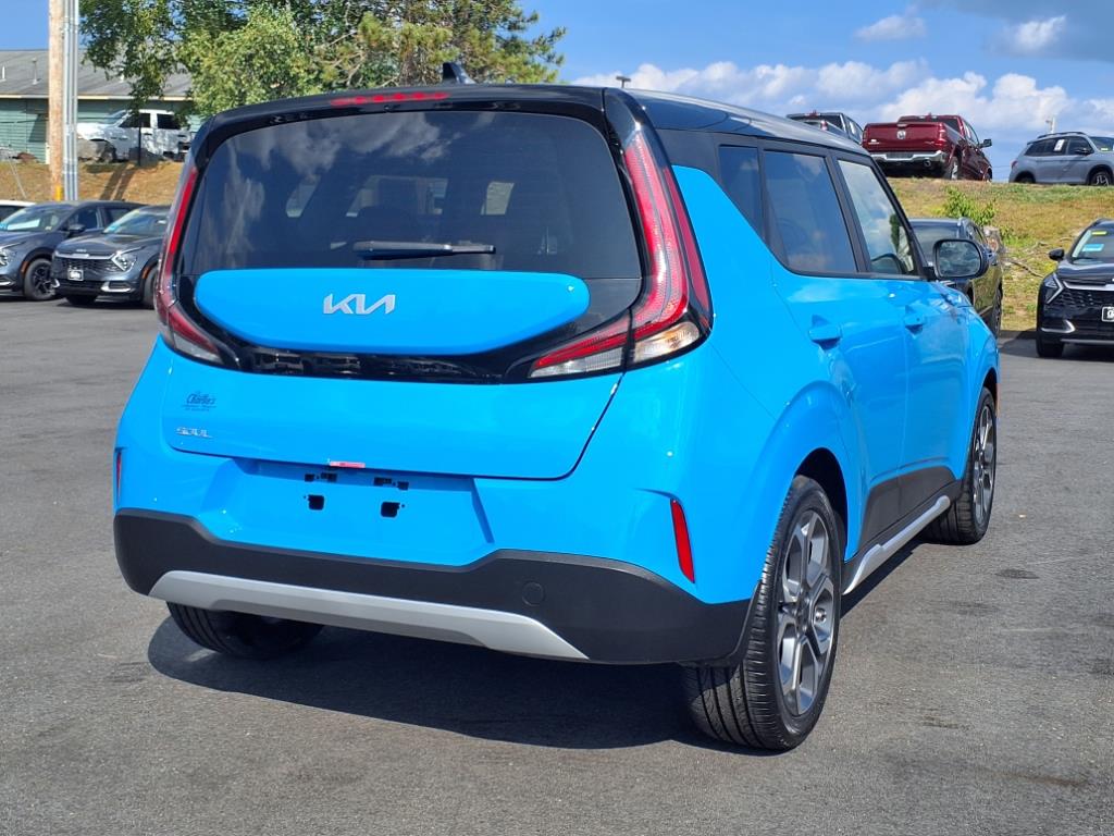 2025 Kia Soul EX photo 4