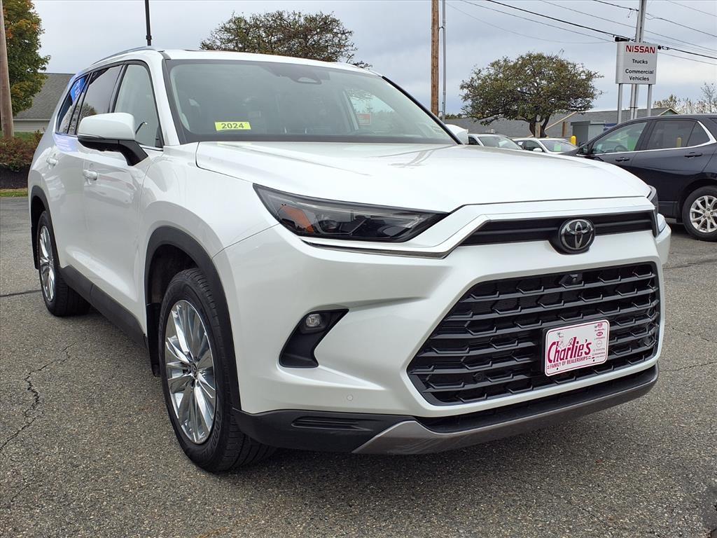 2024 Toyota Grand Highlander Hybrid MAX photo 3