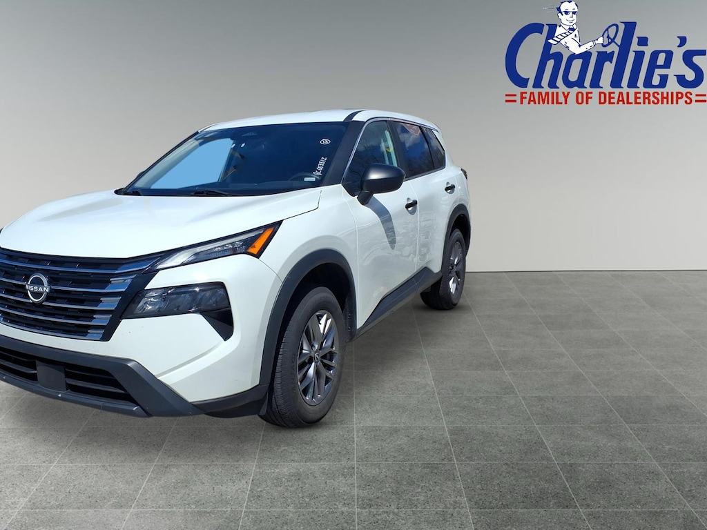 Used 2024 Nissan Rogue S SUV