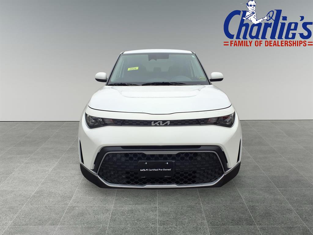 2024 Kia Soul LX S photo 2