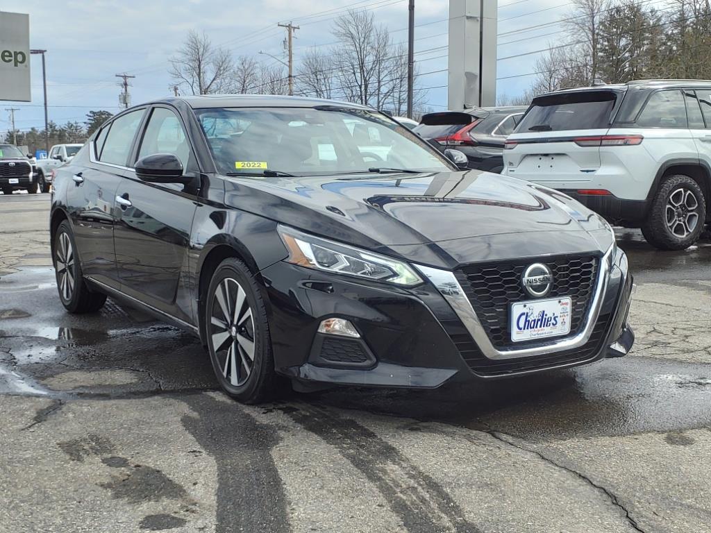 2022 Nissan Altima 2.5 SV photo 3