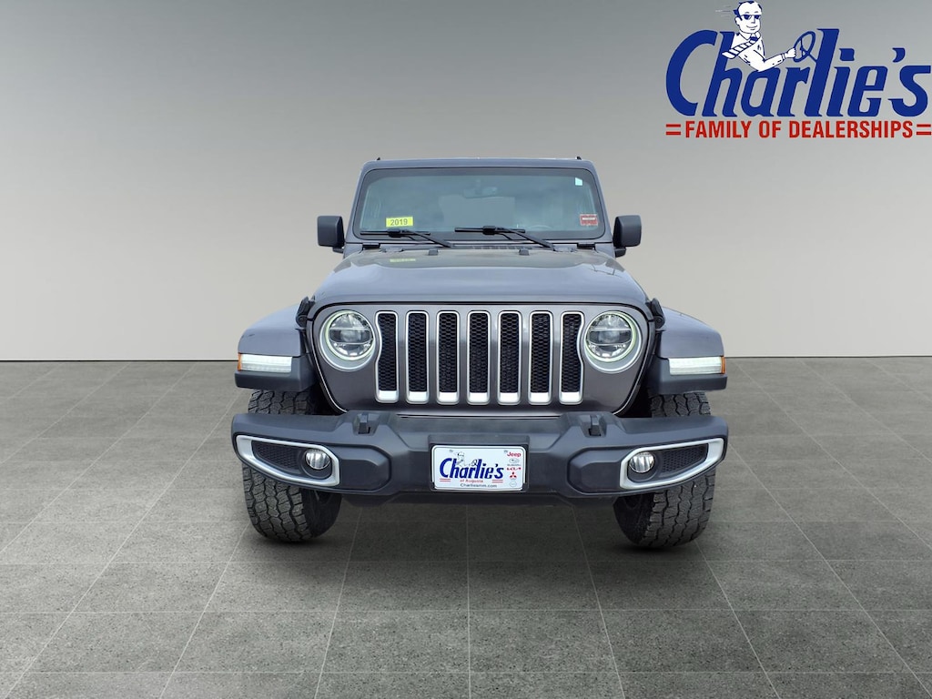 Used 2019 Jeep Wrangler Unlimited Sahara 4x4 SUV