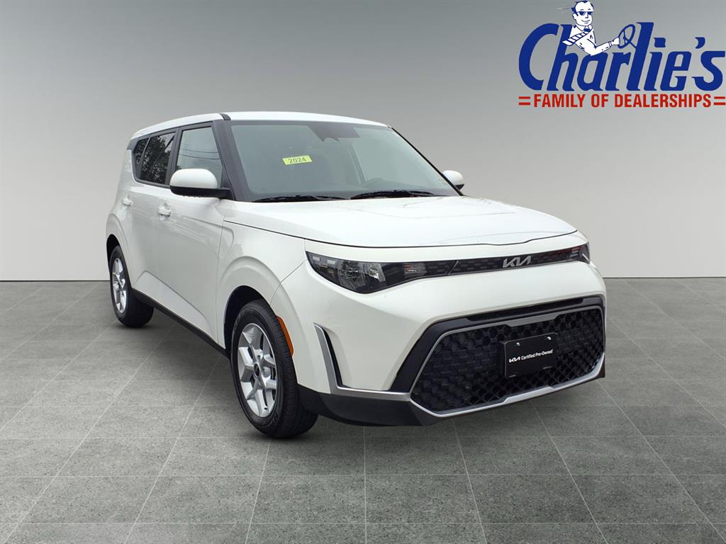 2024 Kia Soul LX S photo 3