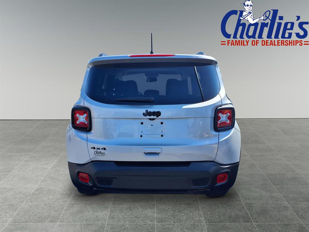 2020 Jeep Renegade Latitude photo 4
