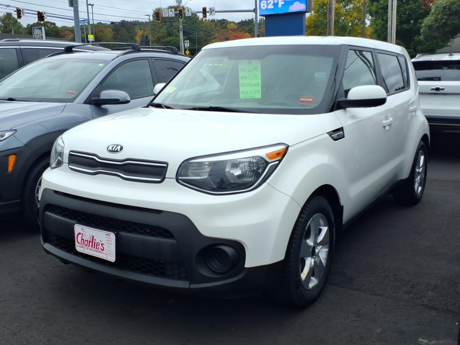 Clear White 2018 Kia Soul Wagon Front-Wheel Drive Automatic