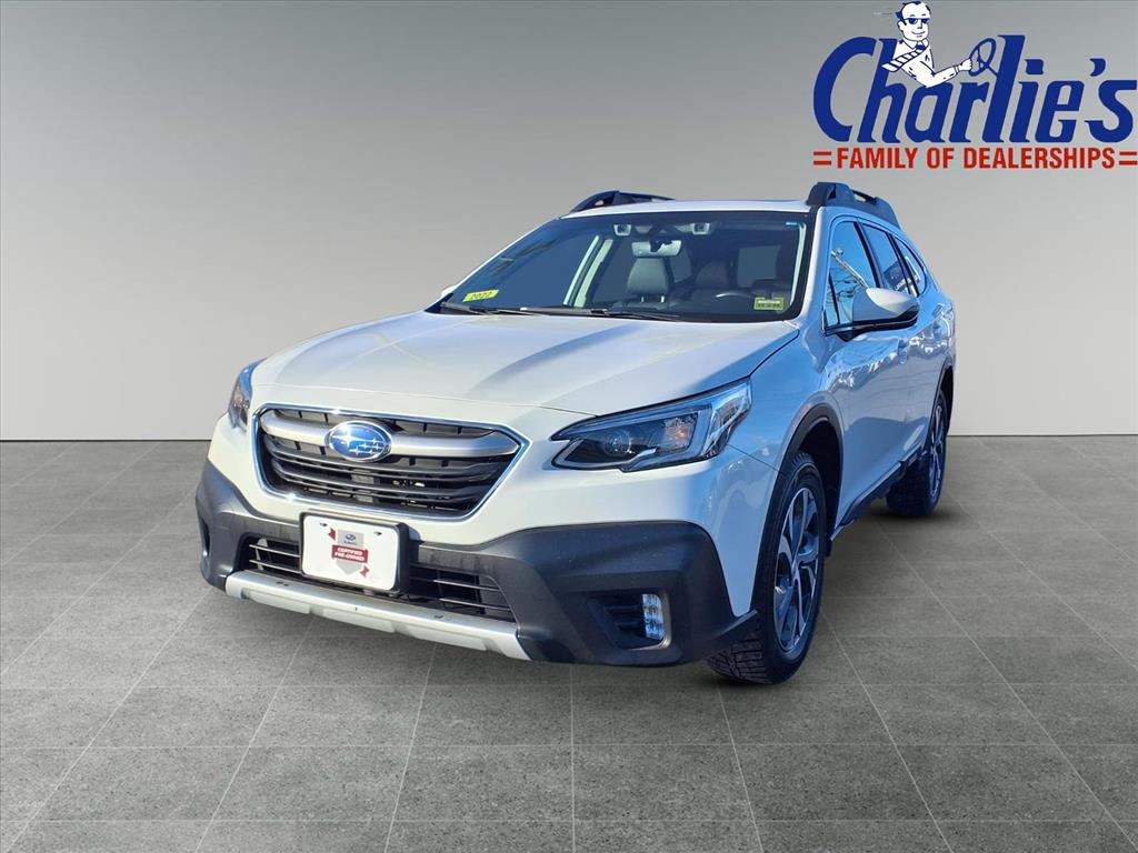 2022 Subaru Outback Limited's photo